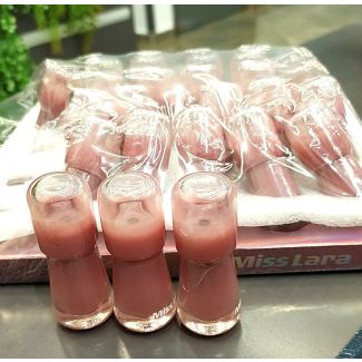 جلوس شفايف  61/58- LIP GLOSS LARA 