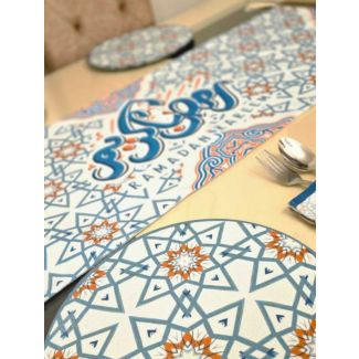 رنر مع 6 كوستر تصميم هندسي(ابيض وازرق)