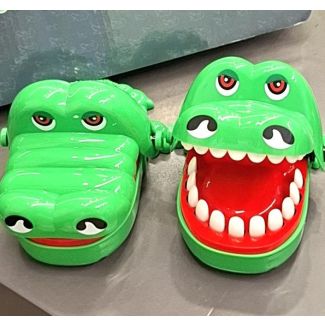 لعبة اسنان التمساح  (800-1) 