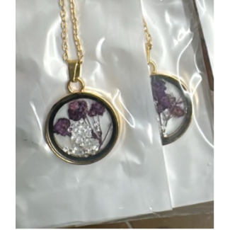 قلادة مستديرة زهرة بنفسجي مجففة مع خرز (39/24+39/17) 