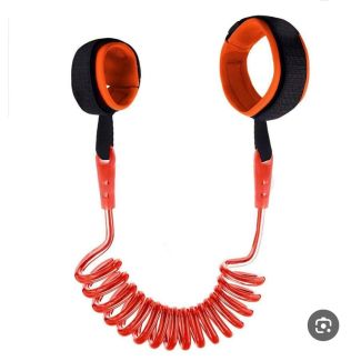 10/10 حبل حماية الطفل من الضياع مشكل