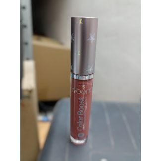 COLOR BOOST MATTE LIQUID LIPSTICK حومرة اايفونا