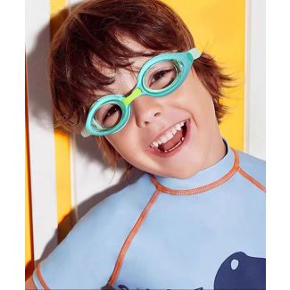 نظارات سباحة