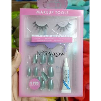 اظافر ملونة مع رموش -turquoise