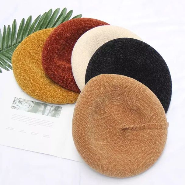 طاقية فرنسية